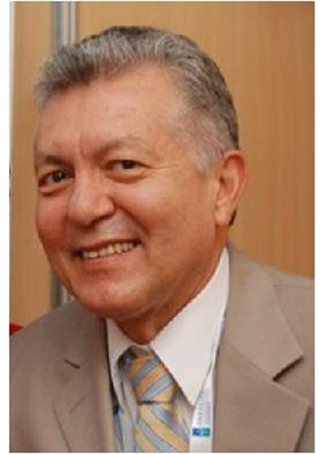 Dr. Roberto Arenas Guzmán
